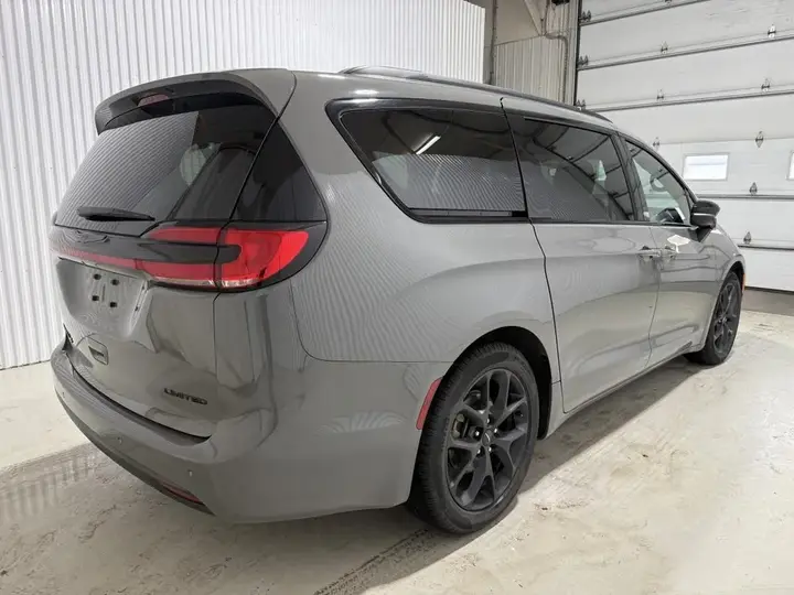 Chrysler Pacifica