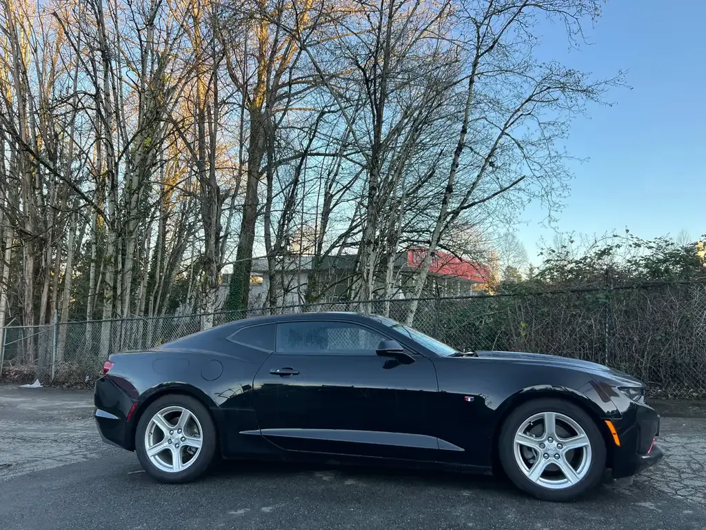 Chevrolet Camaro 2023 photo 4