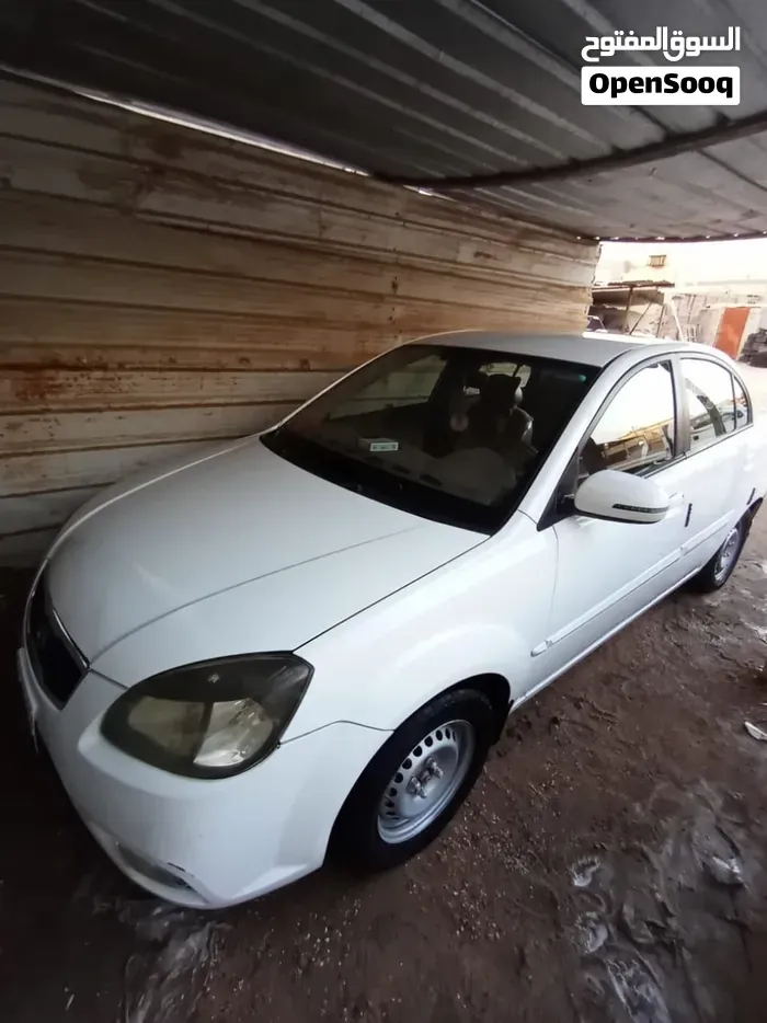 Kia Rio 2010 photo 5