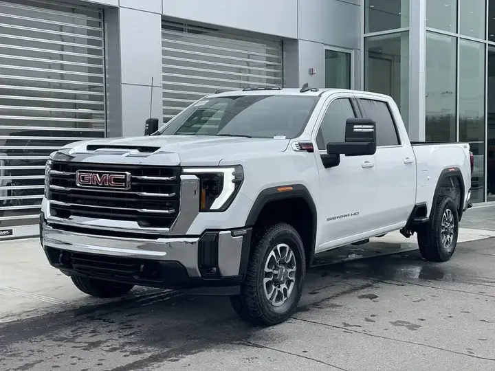 GMC Sierra 3500Hd 2026 photo 4