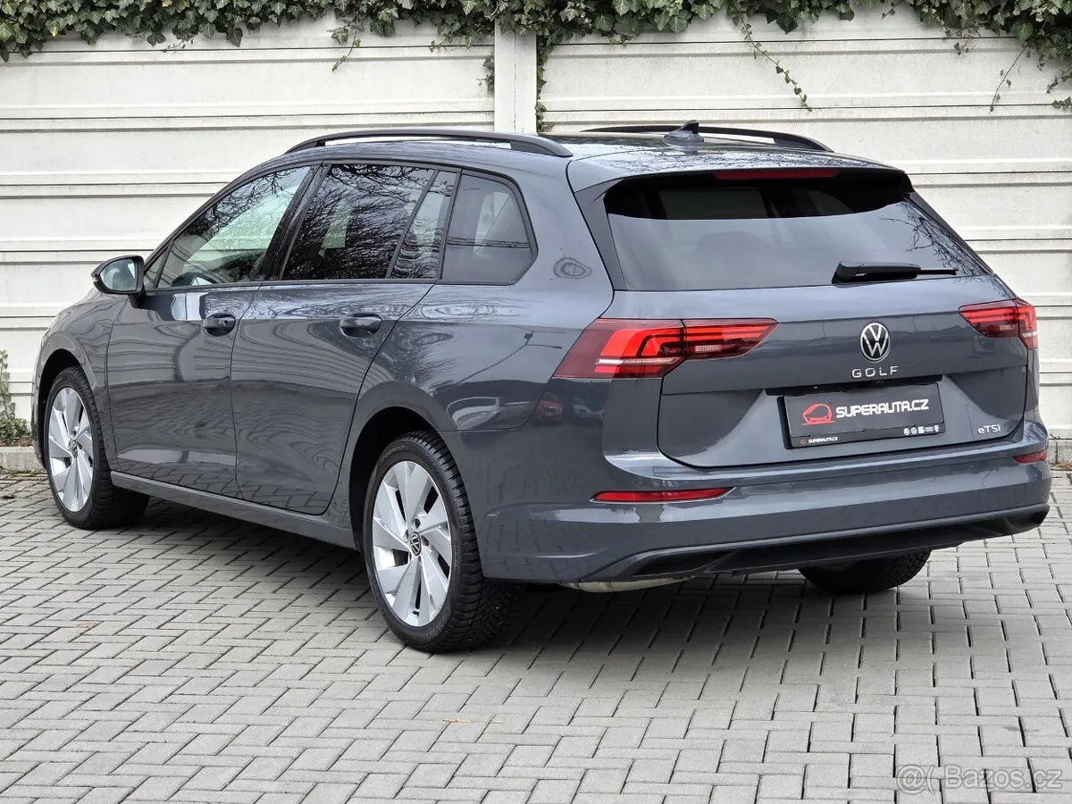 Volkswagen Golf 2024 photo 4