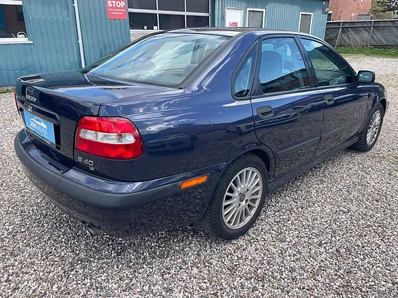 Volvo S40 2002 photo 3