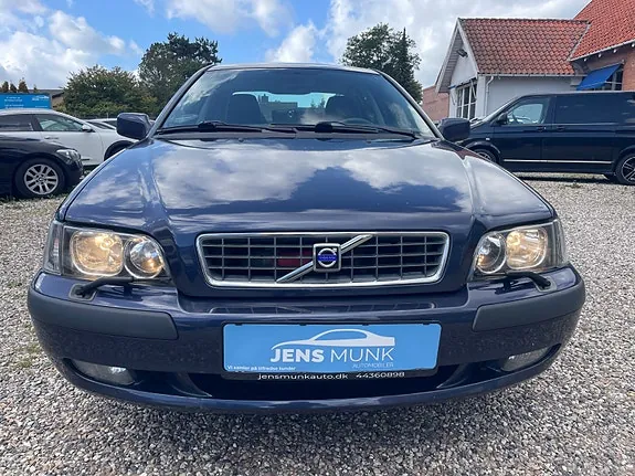Volvo S40 2002 photo 4