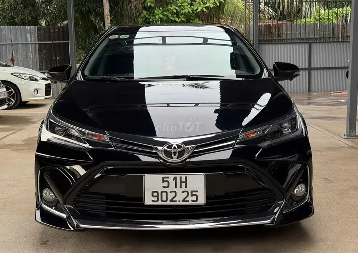 Toyota Corolla Altis