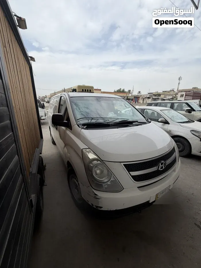 Hyundai Staria 2015 photo 2