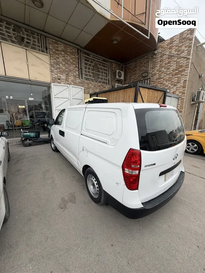 Hyundai Staria 2015 photo 4