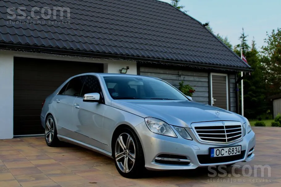 Mercedes-Benz E350
