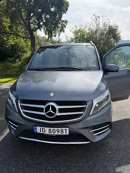 Mercedes-Benz V250