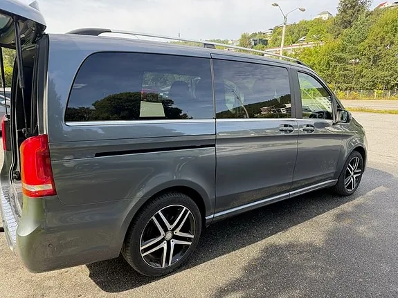 Mercedes-Benz V250 2017 photo 3