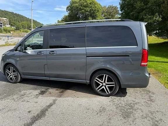 Mercedes-Benz V250 2017 photo 2