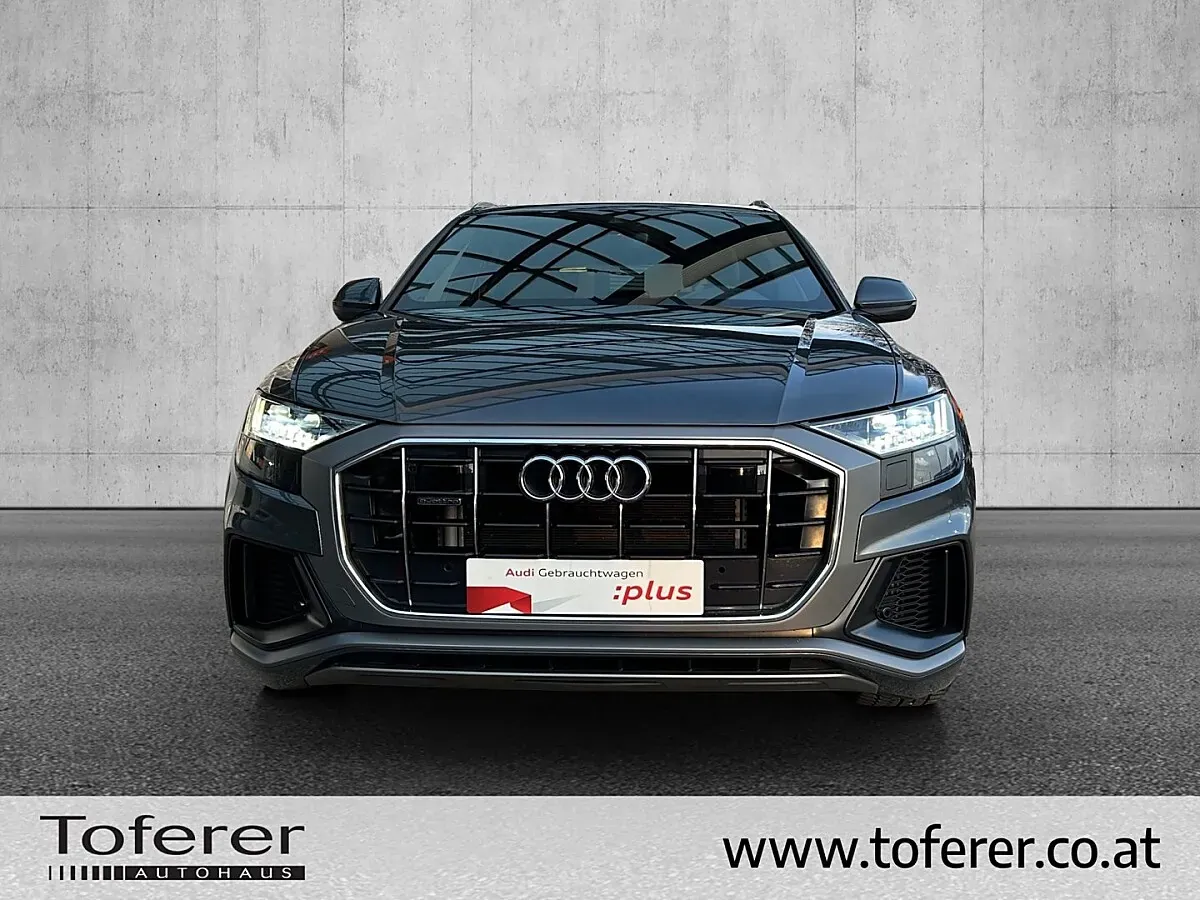 Audi Q8 2022 photo 2