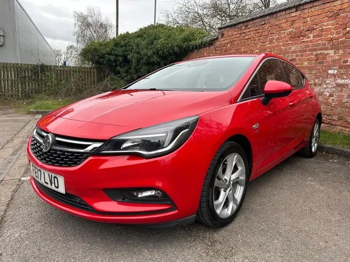 Vauxhall Astra 2017 photo 5