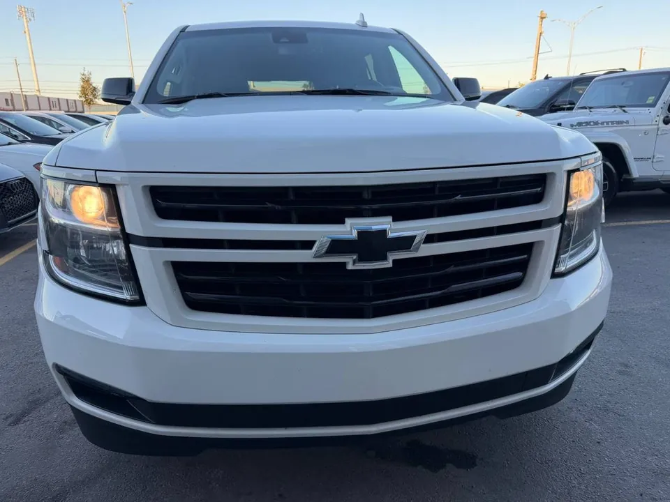 Chevrolet Suburban 2020 photo 3