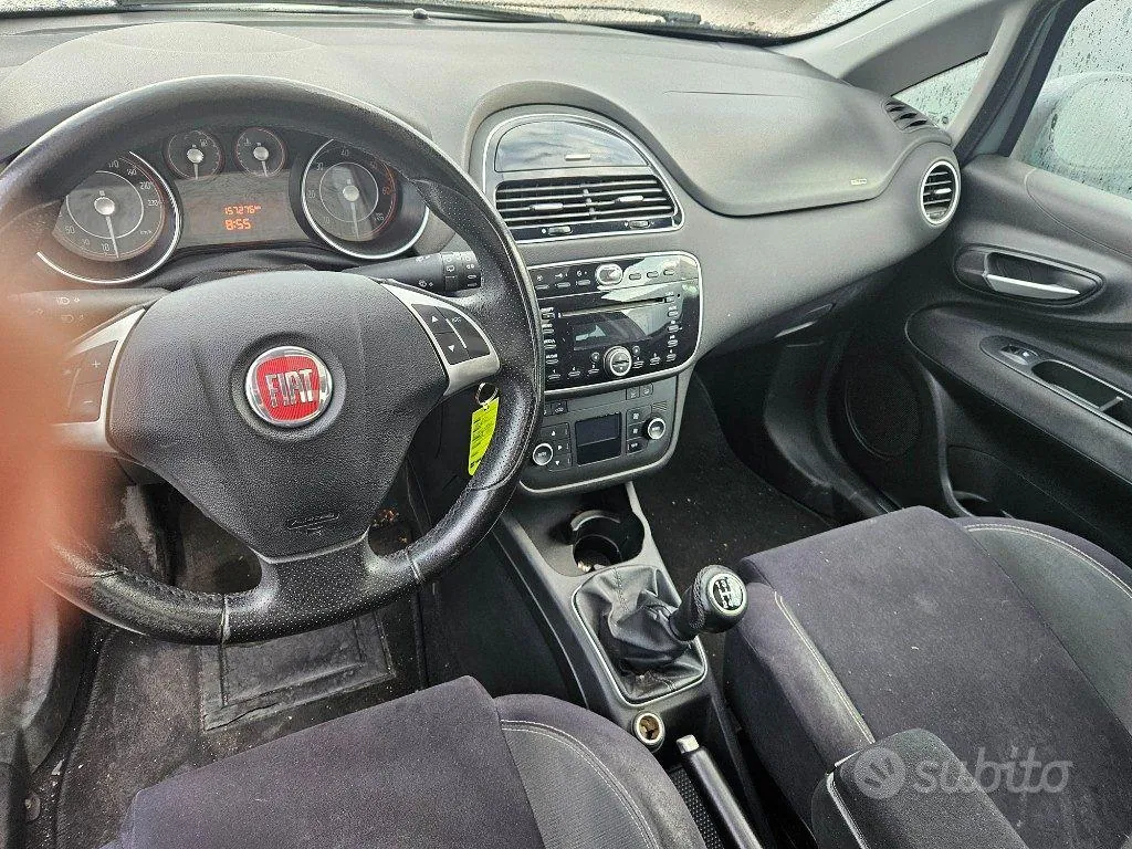 Fiat Punto 2012 photo 5