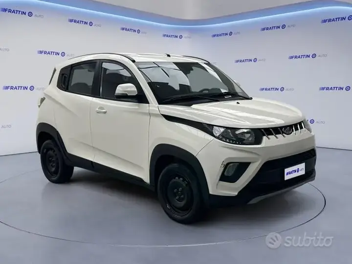 Mahindra Kuv100 2025 photo 4