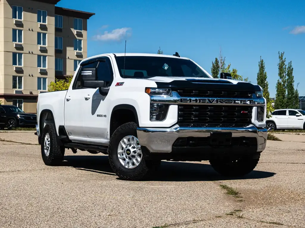 Chevrolet Silverado 2500 2021 photo 2