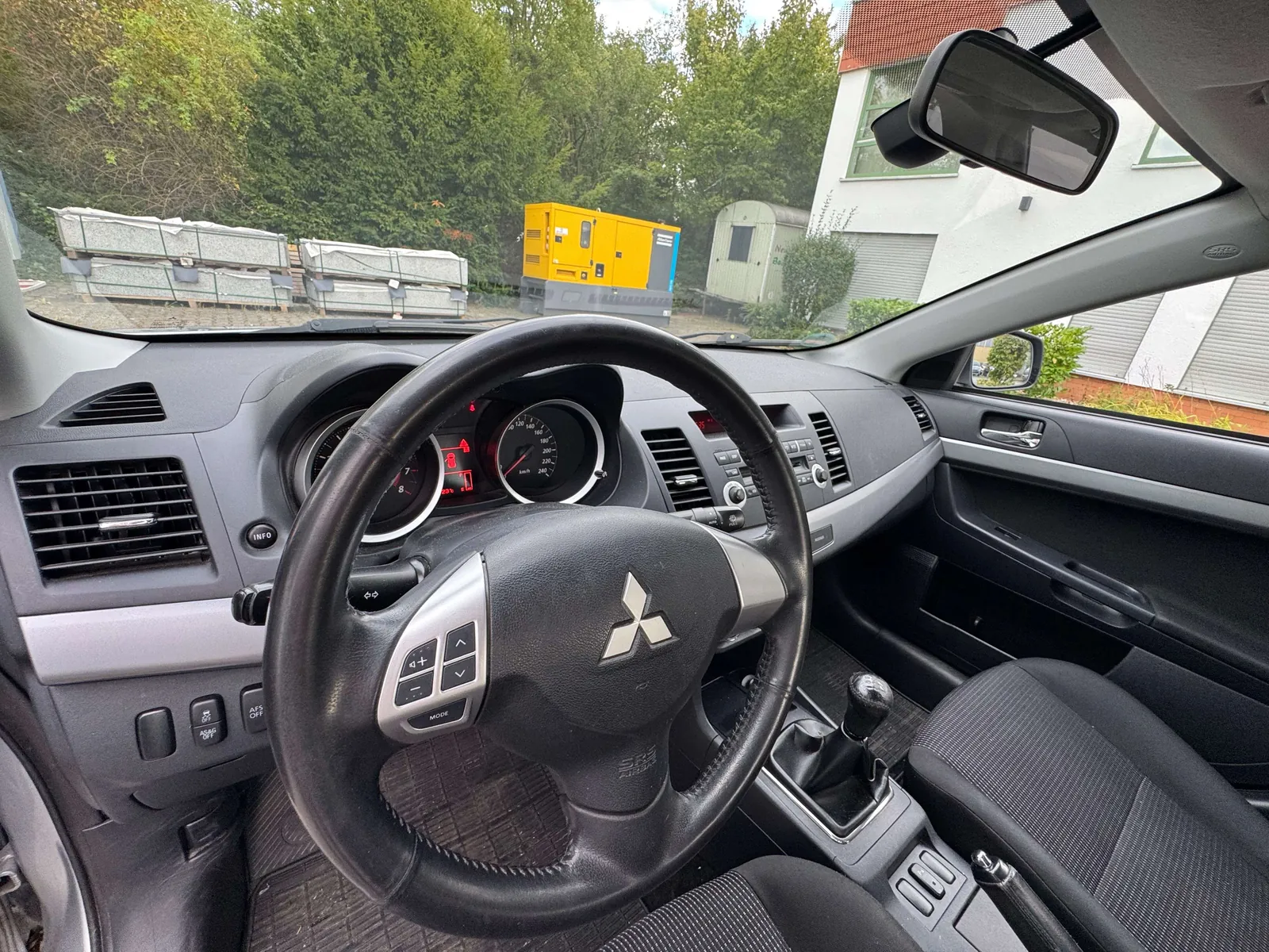 Mitsubishi Lancer 2011 photo 5