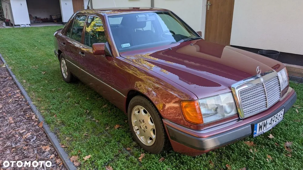 Mercedes-Benz W124