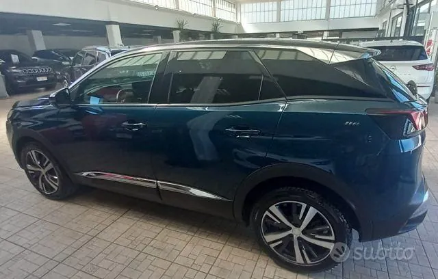 Peugeot 3008 2023 photo 3