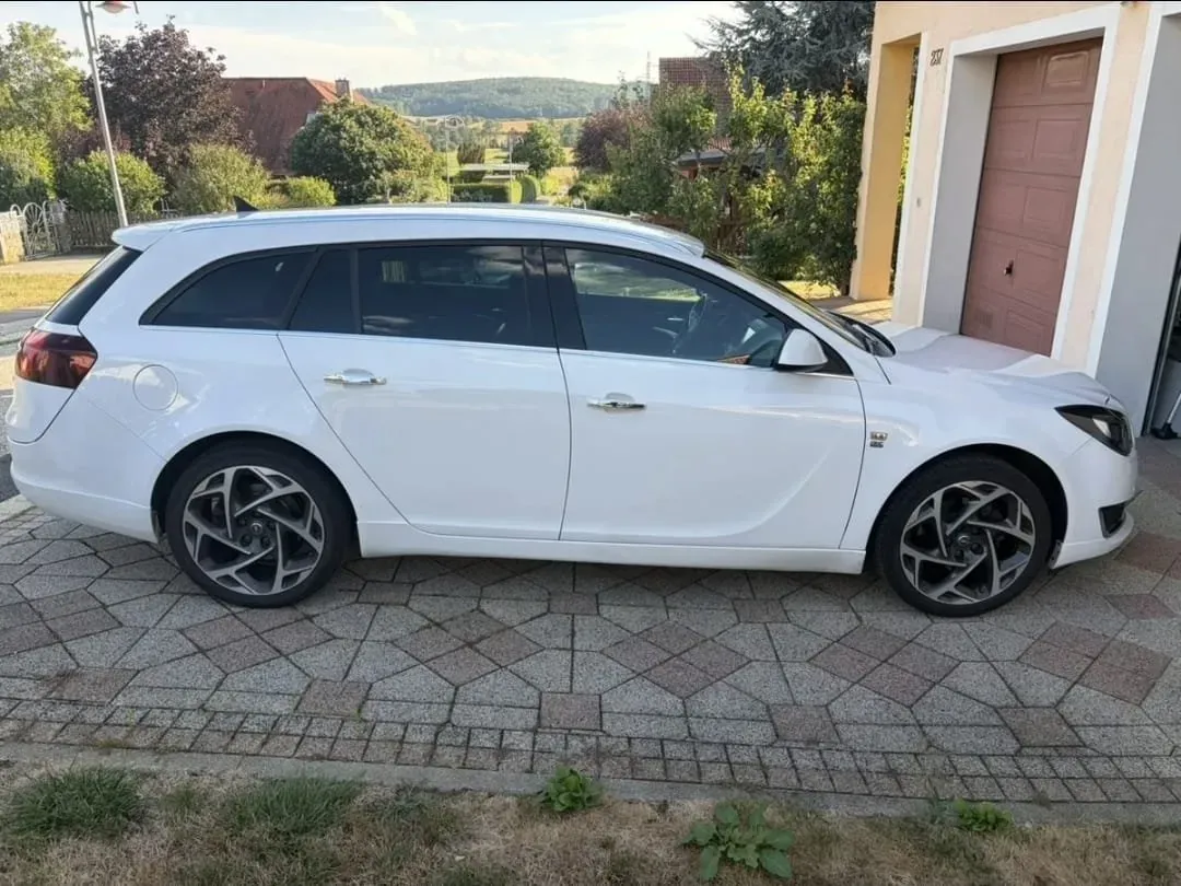 Opel Insignia 2015 photo 2