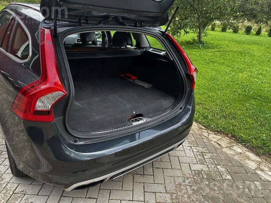 Volvo V60 2014 photo 3