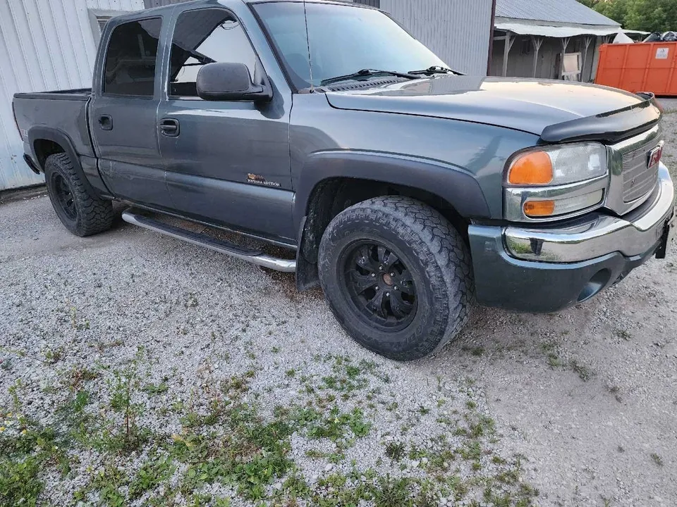 GMC Sierra 1500 2006 photo 2