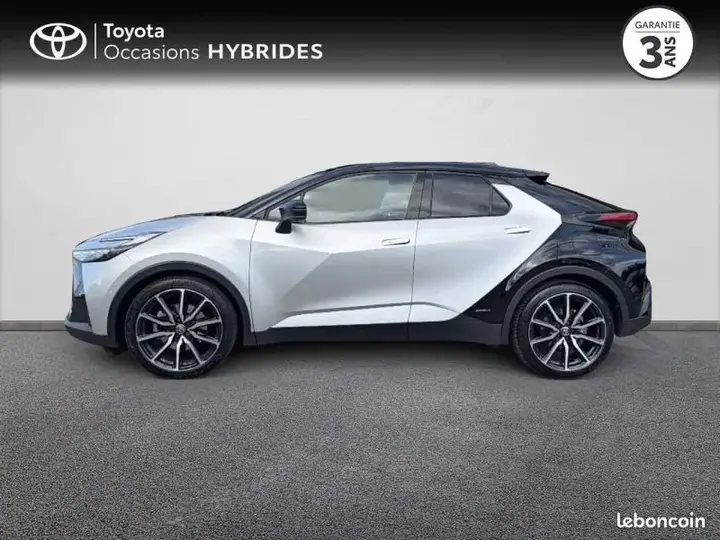 Toyota C-Hr 2024 photo 3