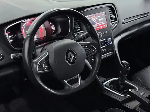 Renault Megane 2017 photo 2