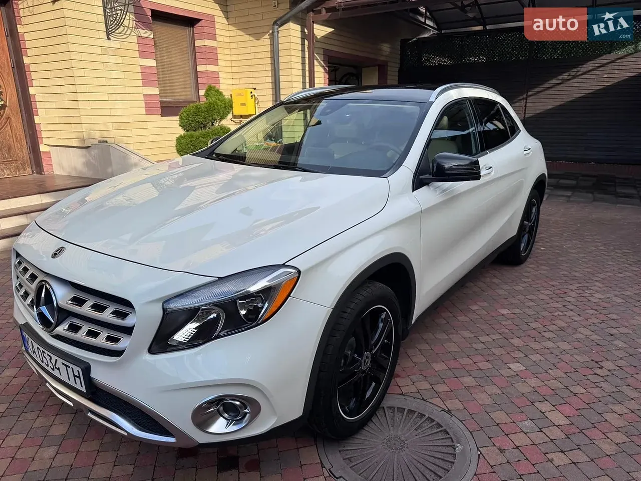 Mercedes-Benz Gla Class 2017 photo 2