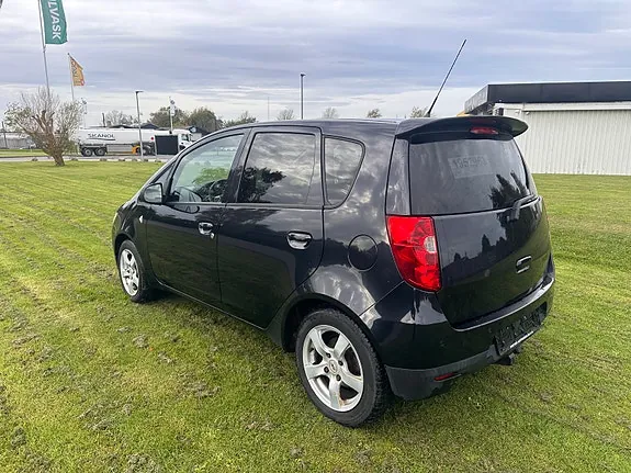 Mitsubishi Colt 2011 photo 5