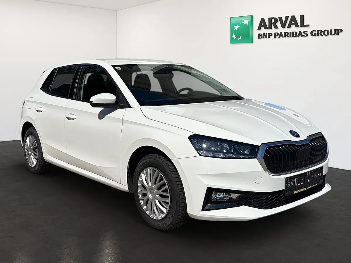 Skoda Fabia 2023 photo 2
