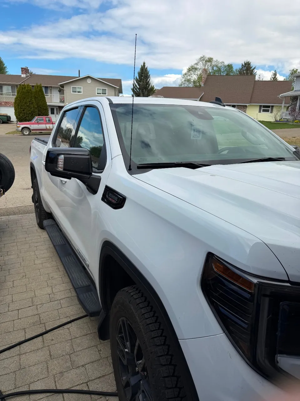 GMC Sierra 1500 2026 photo 2
