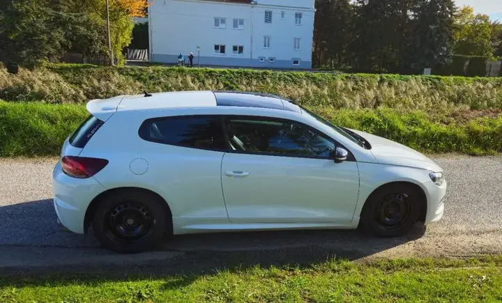Volkswagen Scirocco 2013 photo 3