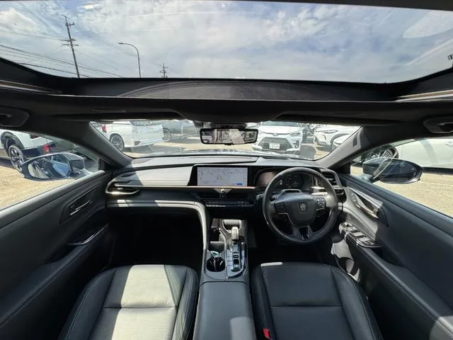 Toyota Crown Sport Z 2025 photo 4