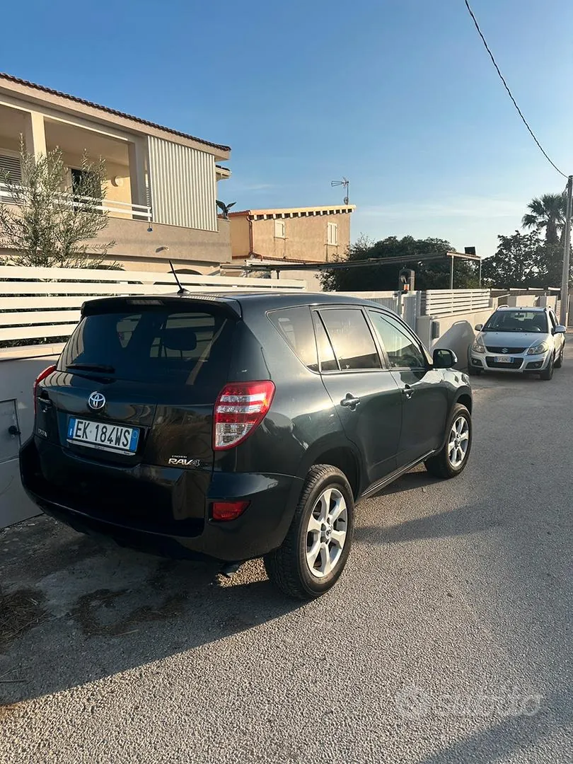 Toyota Rav4 2011 photo 5
