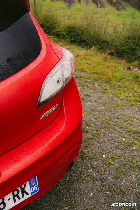 Mazda 3 2010 photo 3