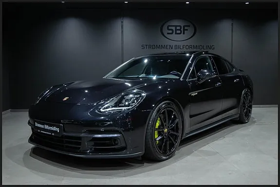 Porsche Panamera 4