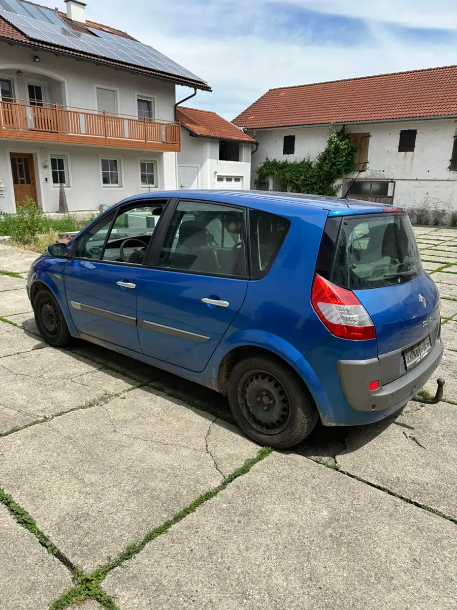 Renault Scenic 2006 photo 2