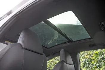 Audi Q4 2023 photo 3