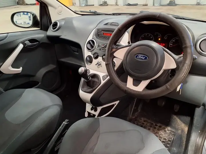 Ford Ka 2014 photo 2