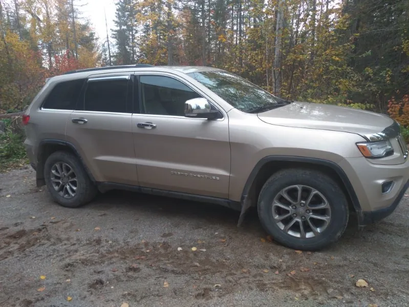 Jeep Cherokee 2015 photo 2