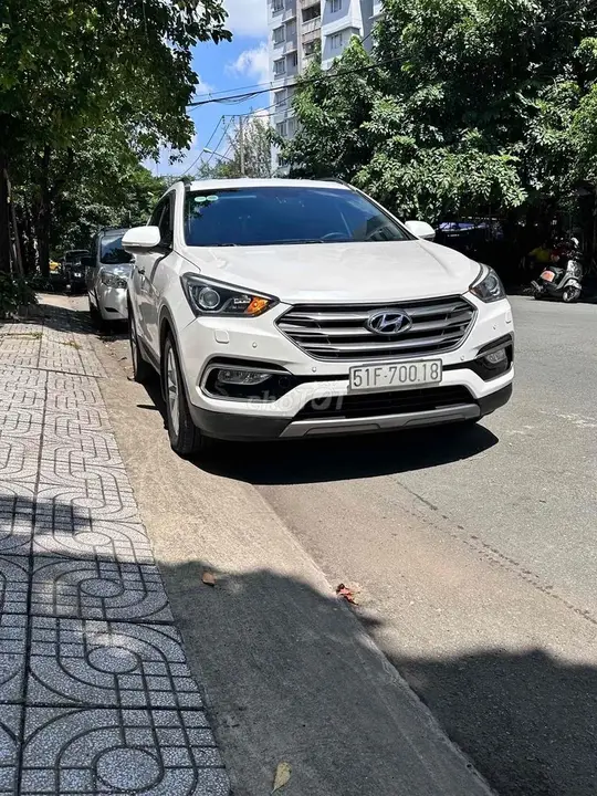 Hyundai Santa Fe 2016 photo 2