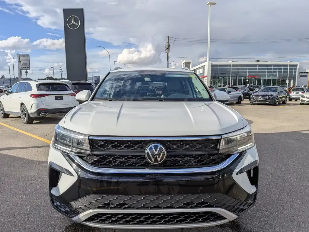Volkswagen Taos 2024 photo 2