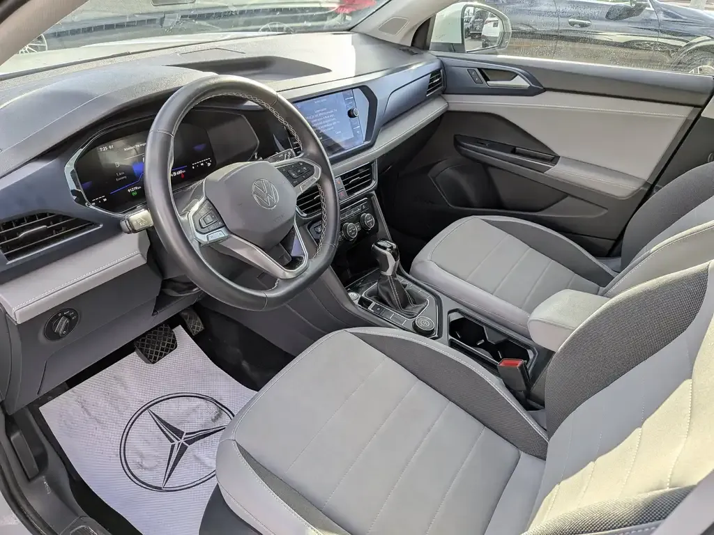 Volkswagen Taos 2024 photo 3