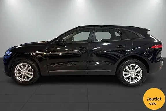 Jaguar F-Pace 2017 photo 2