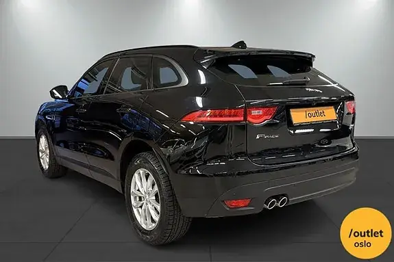 Jaguar F-Pace 2017 photo 3