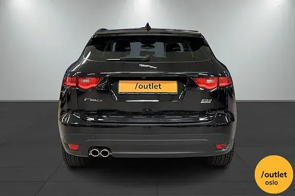 Jaguar F-Pace 2017 photo 4