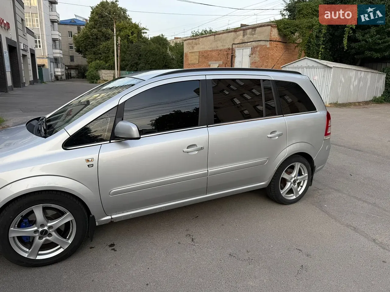Opel Zafira 2010 photo 3