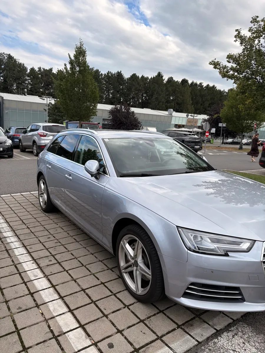 Audi A4 2017 photo 2