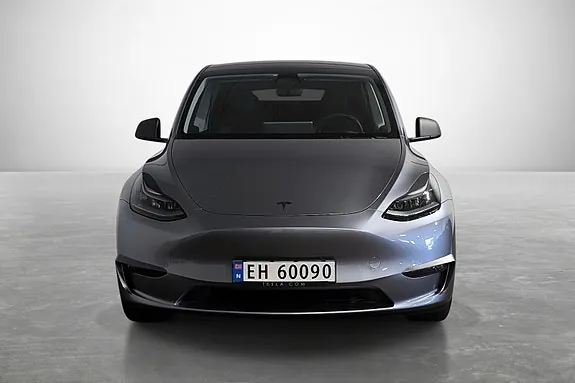 Tesla Model Y 2024 photo 3